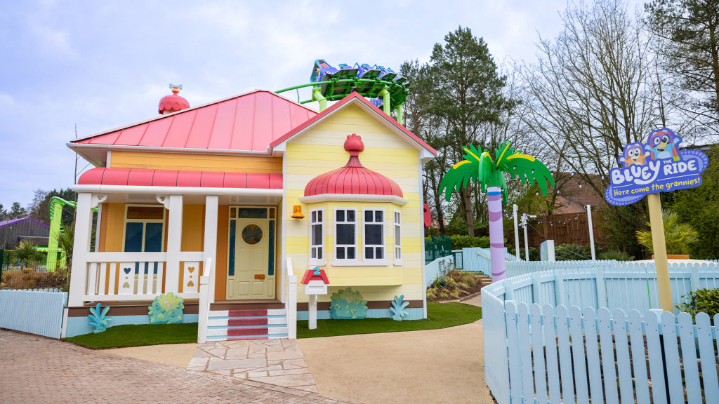 The Heeler House outside the Bluey rollarcoaster at Alton Towers